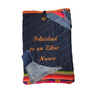 Funda de Libros Reciclada “Felicidad es un Libro Nuevo”